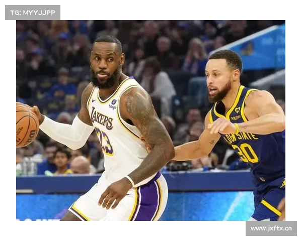 NBA湖人队主场掀起了一场激烈的战斗!库里你太强了 NBA湖人队主场掀起了一场激烈的战斗!库里你太强了